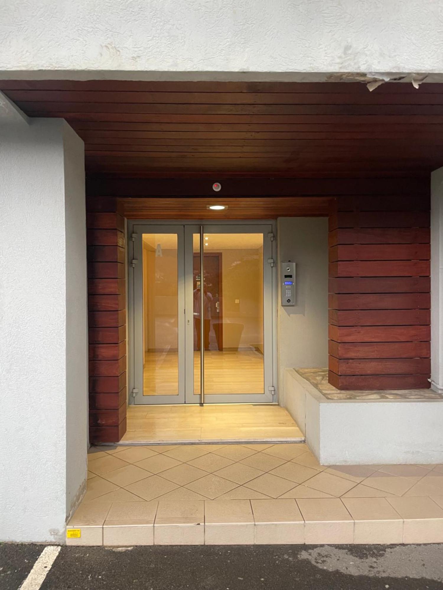 F3 Gd Standing 87 M2 Extraordinaire Vue Mer Pano Bastia  Exterior photo
